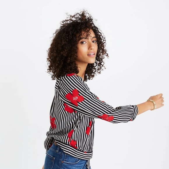 Madewell | Floral Wrap Top in Candied Orchids Black White Red Size XL - Picture 3 of 11